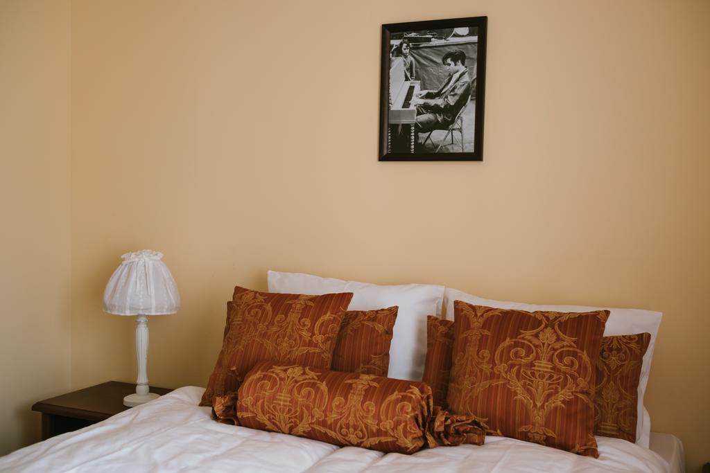 Bed and Breakfast Bobrowa Dolina à Ryn  Extérieur photo
